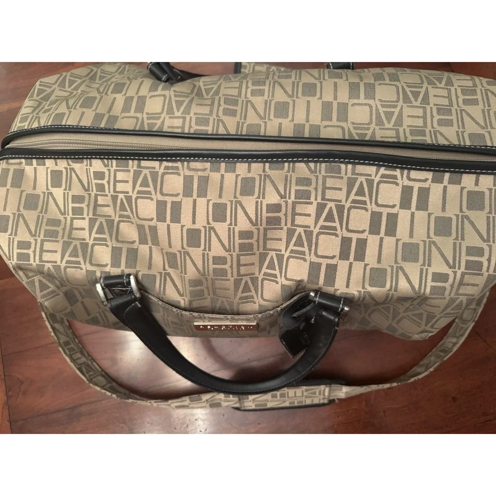 Kenneth Cole Reaction Brown/Gold Monogram‎ Weekend Duffle